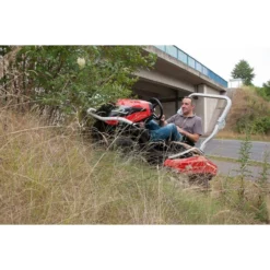 Hochgras-Aufsitzmäher HXT 110-26 4WD / Kawasaki -Gartengeräte Geschäft 40421 3 Herkules 3486